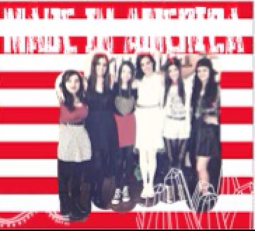 Im the long lost Sister of the Cimorelli Band.♥LOL♥ 1/6 of Cimorelli :D 0/5 of One Direction :(