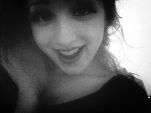 youngswagD's profile picture. likes: people, writing dislikes: people,  the misuse of words