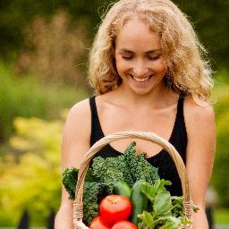Food Explorer. Culinary Nutritionist and Health Consultant. Making healthy taste good wherever I am. I love surprising people.