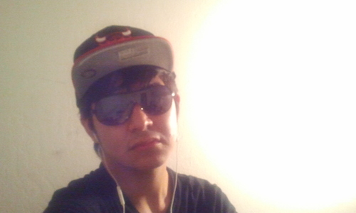 WallRhymer's profile picture. very rarely used but follow if you want.