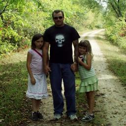 Just here trying to raise money for my mobile detailing. Single dad of 2 girls and just cant do it off one income anymore...http://t.co/pZ6se1srlq