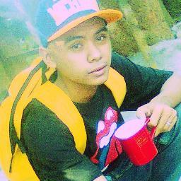 saint_yeah's profile picture. 