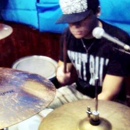 Baterista,segunda voz #FIVEJAM
 http://t.co/pxMSQ4zMP3