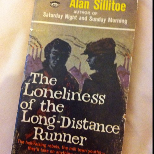 w13rob's profile picture. Loosely competitive middle distance running justifies my drinking. Queens Park Rangers. London. Pubs. Social observation.