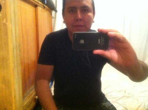 Soy un chavo muy sincero y odio las mentiras, me gusta ser sociable, me gusta mucho el cine, siganme si gustan