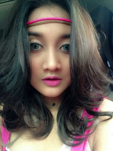 meycallebaut's profile picture. Allah is everything,LSPR (londoners),wallstreet institute,mumood_shop,& mey make you mood :)