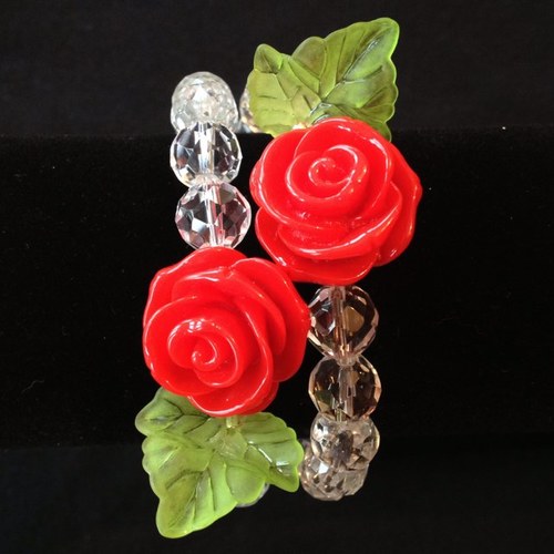 Beautiful and affordable jewellery lovingly hand made by Donna and Olivia (mum & daughter) Facebook: DonOli's Jewels-Jewellery xx http://t.co/aGXxcsabvq