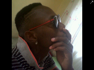 Dedytong's profile picture. I'm on my third twitter account..just follow I will follow you back.