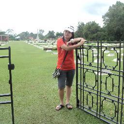 Adliana_Eyuk's profile picture. If u born poor It's not ur mistake, If u die poor It's ur mistake