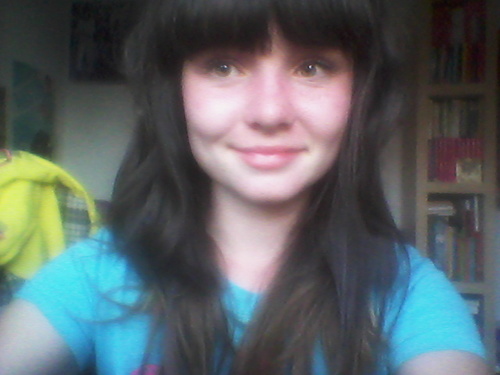 **Directioner xox**
**Mahomies xox**
Follow me and I'll follow back =)