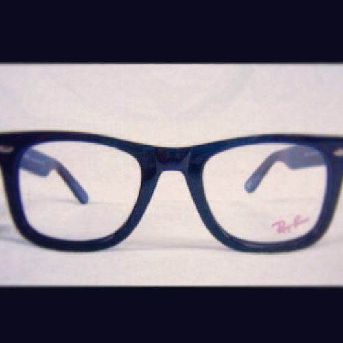 rundmchoshi's profile picture. IDOLが好きで何が悪いの❣️ 音楽にまみれた人生でいたい！明日を夢見てライブでモッシュダイブして乾杯してる🍻おぢさんです！stay punk forever 2024 #原爆オナニーズ #THESTALIN #thastarbems #日高央 #MAPA  #PIGGS #古正寺恵巳 推し研究員 自称古参Punks