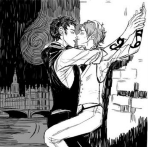 GwilymOwain's profile picture. -shadowhunters○better in black● #TeamFollowBack I follow back. #CoB #CoA #CoG #CoFA #CoLS #CoHF #CA #CP CP2