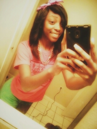 When I feel the pain now, babe I won't complain. I hear you say,
Look up the sun is just a cloud away.