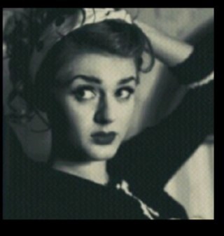 meme00032's profile picture. وفي ذاكِرَة كِل مِنآ أشياءٌ هآمِشيہ خآمِده يثيرُهآ كلِمہٌ عفويَہٌ من شخِص ما♡