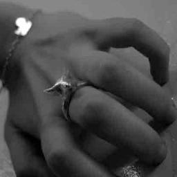 I Am WoRm-Independent Jewellery. Auckland NZ. Makes rings shines rings tries to sell rings.