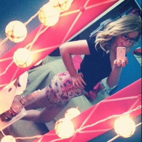 SkylerAnne3912's profile picture. Heey! Skyler Anne here! Im a dancer and singer. Blow out the candles March 15th, Happily Taken 1 year!! 03~09~2012. Follow me! ❤❤❤❤