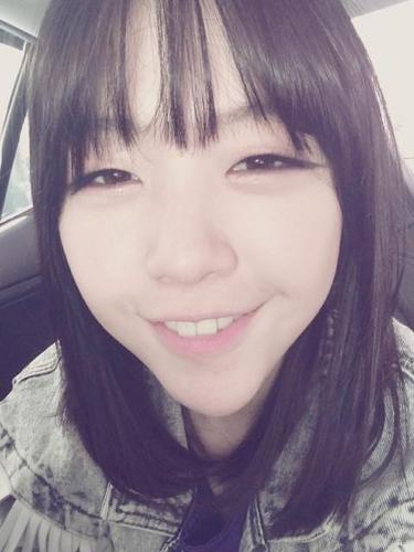 เฮลโหลววว~ ฉัน บังมินอา 방민아 สุดสวยจาก Girl's Day (걸스데이)ค่ะ ลองเข้ามาคุยกันก่อนสิคะ จะได้รู้ว่าฉันเป็นยังไง #93line real ; @Girls_Day_Minah