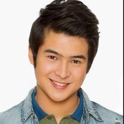 TO BE A GREAT FAN IS NOT EASY ....ESPECIALLY IN GETTING THE ATTENTION .... being makulit... that's the Cebuano's way
