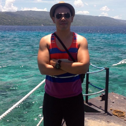 roncardenas's profile picture. 