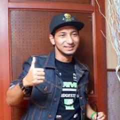 Yoyo Players
LOL follow me
MUSLIm support @zizanrajalawak