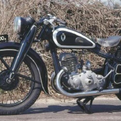 ferissanjaya's profile picture. kapan punya motor tua lagi, impian sich norton klu gak kecapai BSA twin juga gak papa, kasih tak sampai judulnya