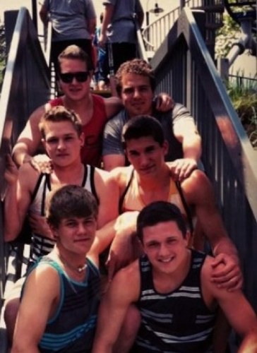 tyty20H's profile picture. Junior McGuffey Highschool. Play soccer and I also wrestle