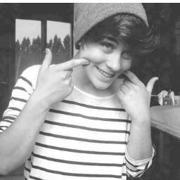 iChicoTimido's profile picture. I exist only for her.