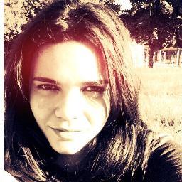 Instagram: _hemillysantoss