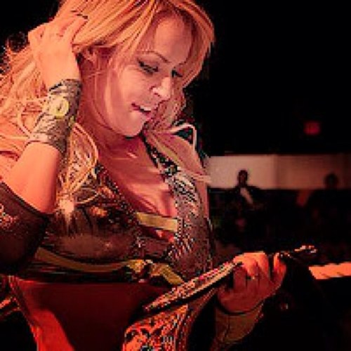 i'm so romɑntic sometimes i wonder if i should mɑrry myself.. {not @mslayel}