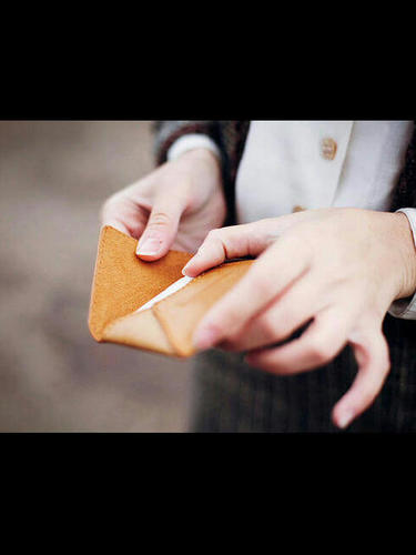 Zjl_776's profile picture. ‏اذا كنت تريد إخبار شخصٍ ما بشئ ولاتريد منه معرفتك ، فقط اضغط على الفولو وارسل لي في الدايركت مسج ماتريد قوله وسأضعه هنا ..♥