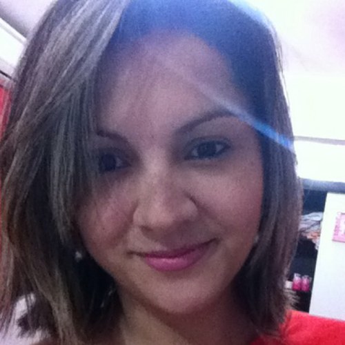 Uma pessoa FELIZ..amo oq faço e faço oq amo!! Geminiana Louca, Mãe de @_CeciFarias e #Elise! Proprietária da MWM Cerimonial e Assessoria.