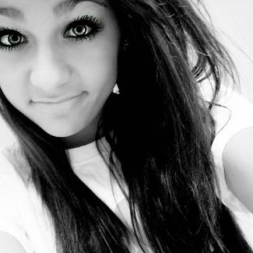 Obviously your reading to see if I'm single. Well the answer is yes. I am single. || Flirt || singer || actress || single || hipster || follow me ||