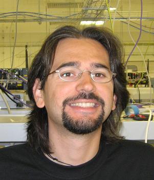 Automotive reporter with experience in rally and tracks competitions