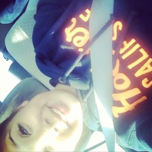 ~ Betzy Carbajal 3 #Single #Soccer #SlowJams #Photographing 3 Follow me on instagram ; betzy_carbajal Follow me here on twitter ; Betzy (: