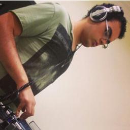''Pouco importam as notas na música, o que conta são as sensações produzidas por elas.''