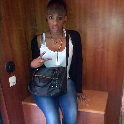 Renoit Et Fier !!! :$ NhA Terre ... Cabo-verdii 238 ... ♥♥
http://t.co/TJgisjcPwY