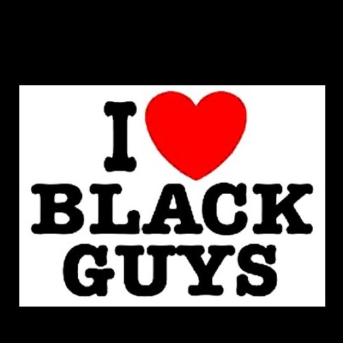 I love big black cock #TeamSnowBunny #TeamBlackBoys DM me :)