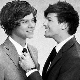 Twitter de la réadaptation de la célèbre série Crossfire en version Larry Stylinson.