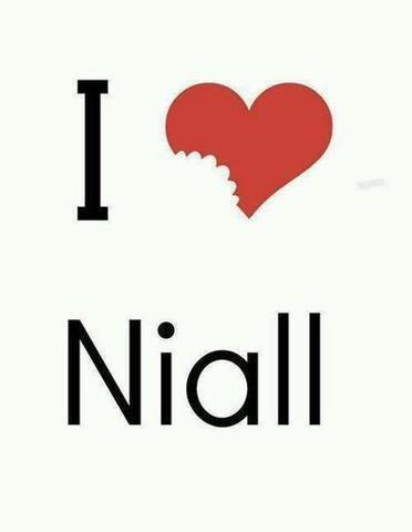 Veroluvsu's profile picture. Life Is A Bitch ☝