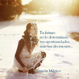 SOÑADORA INCANSABLE, Y AMANTE DE DIOS,