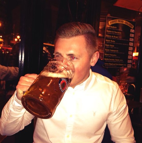 Leeds Instagram- lukedavies26 

Snapchat- ldavies92