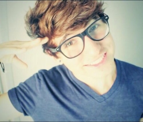 HeyJcHowAreYou's profile picture. ☁ Stay Cloudy ☁