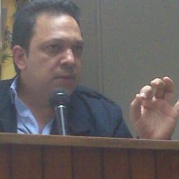 Tito Viloria. Politólogo, Profesor en Ciencias Politicas. Asesor de Campañas Electorales/ Analista de Opinión Pública. Defensor Derechos Humanos