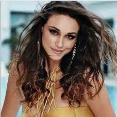 Thais_OficiaI's profile picture. 