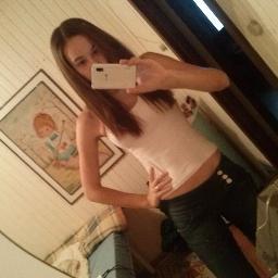 As pessoas devem falar menos,e fazer mais!Atitudes mudam as coisas palavras não!