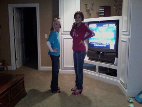 Emma_Tenpenny's profile picture. Follow my new twitter : emm_doe