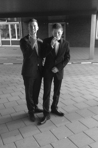 nieuwe Twitter volg @laurent_vs.