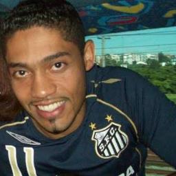 Nome: Adriano Barbosa, Apelido: Dri, Santista Roxo.
Eu sou Torcida Jovem do Santos! 
Ousadia e Alegria Sempre!!!