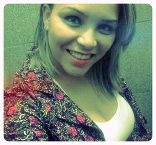 IamanyR's profile picture. 