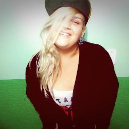 PorqueNadi's profile picture. ''E eles vão te cobrar coisas, que nem eles mesmo são capazes de fazer...''